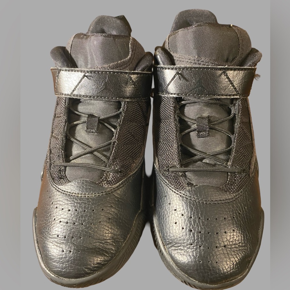Sz2Y. Kids NIKE AIR JORDAN STAY LOYAL (Triple Black) BLACK (DC7229 002), SZ 2Y